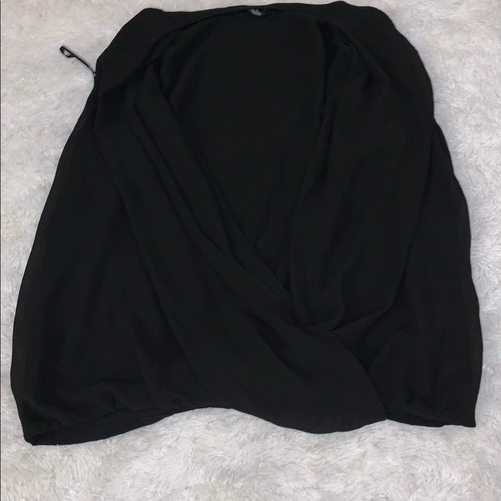 Forever 21 low plunge sleeveless top